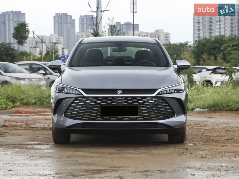 Седан BYD Qin Plus 2025 в Киеве