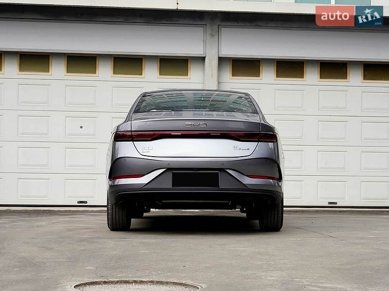 Седан BYD Qin Plus 2026 в Киеве