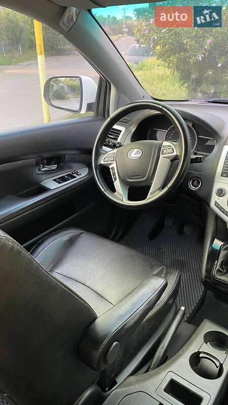 Внедорожник / Кроссовер BYD S6 2013 в Николаеве фото 22 Внедорожник / Кроссовер BYD S6 2013 в Николаеве