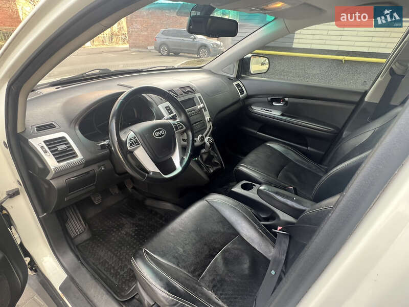 Внедорожник / Кроссовер BYD S6 2013 в Белой Церкви фото 5 Внедорожник / Кроссовер BYD S6 2013 в Белой Церкви