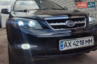 Внедорожник / Кроссовер BYD S6 2012 в Новой Водолаге