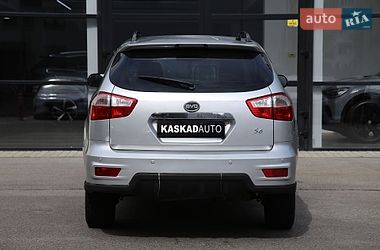 Внедорожник / Кроссовер BYD S6 2013 в Харькове