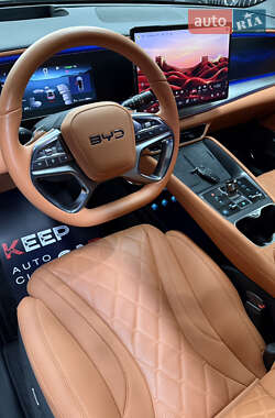 Внедорожник / Кроссовер BYD Sea Lion 7 2024 в 