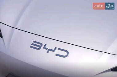 Внедорожник / Кроссовер BYD Sea Lion 7 2024 в 
