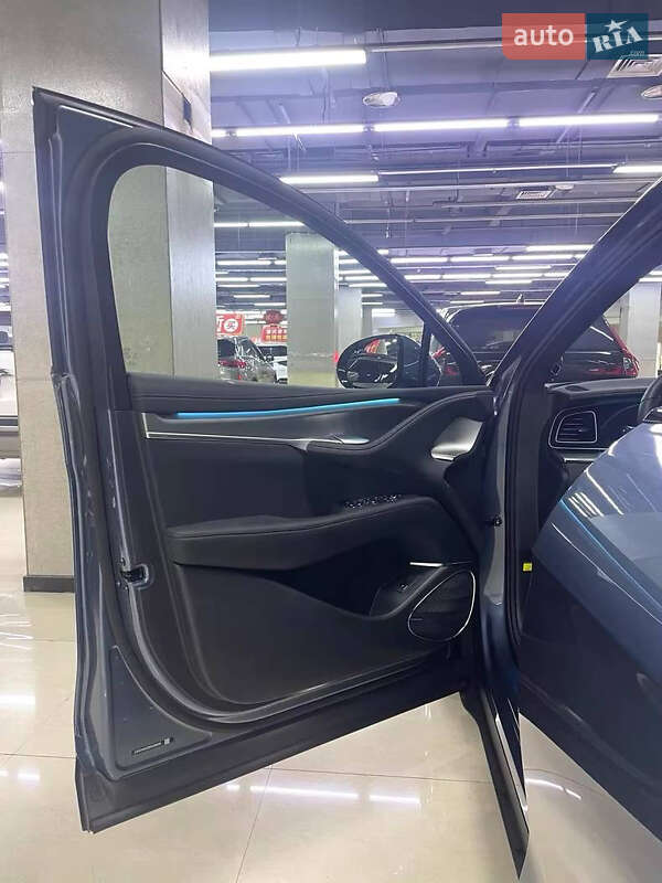 Внедорожник / Кроссовер BYD Sea Lion 7 2024 в Киеве