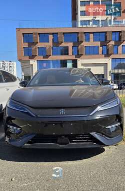 Внедорожник / Кроссовер BYD Song L 2025 в 