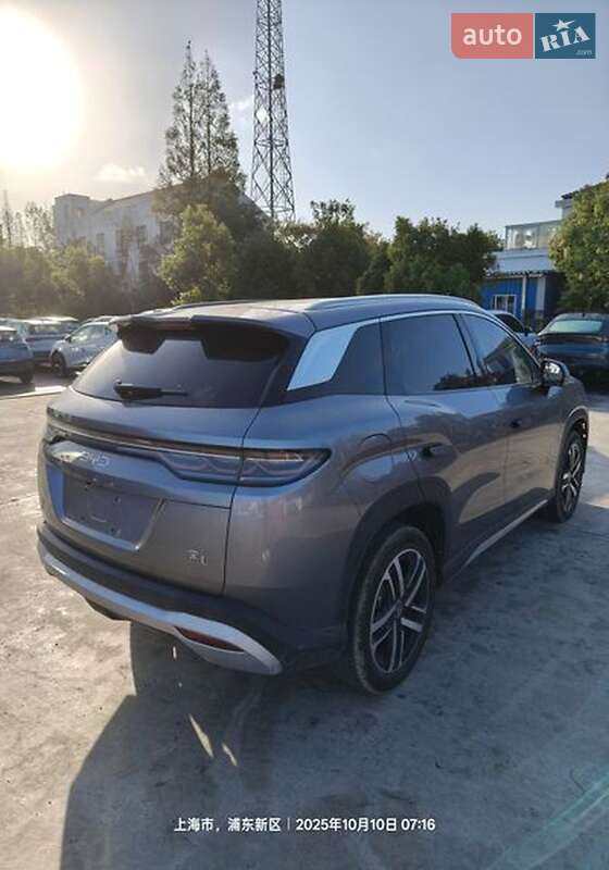 Внедорожник / Кроссовер BYD Song L 2024 в Киеве фото 5 Внедорожник / Кроссовер BYD Song L 2024 в Киеве