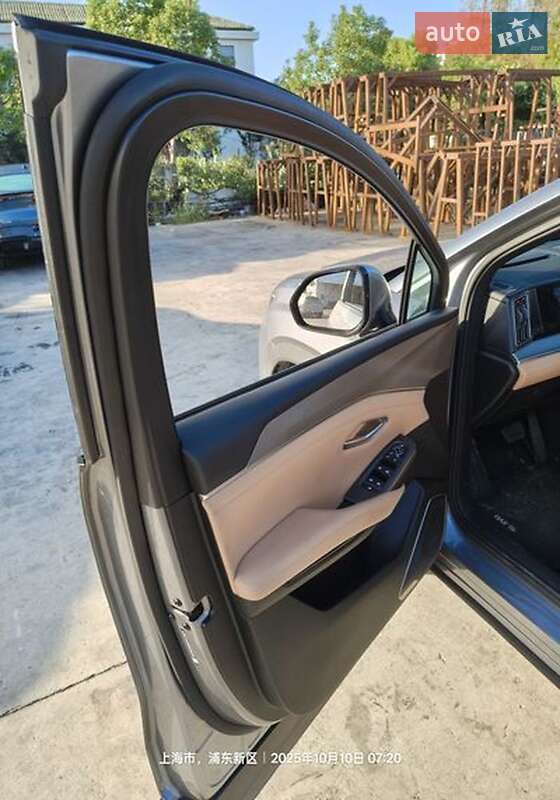 Внедорожник / Кроссовер BYD Song L 2024 в Киеве фото 9 Внедорожник / Кроссовер BYD Song L 2024 в Киеве