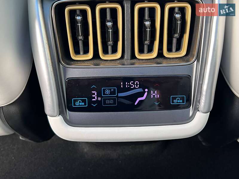 Позашляховик / Кросовер BYD Song L 2023 в Києві