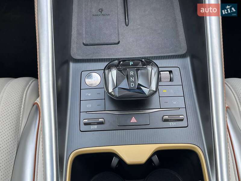 Позашляховик / Кросовер BYD Song L 2023 в Києві