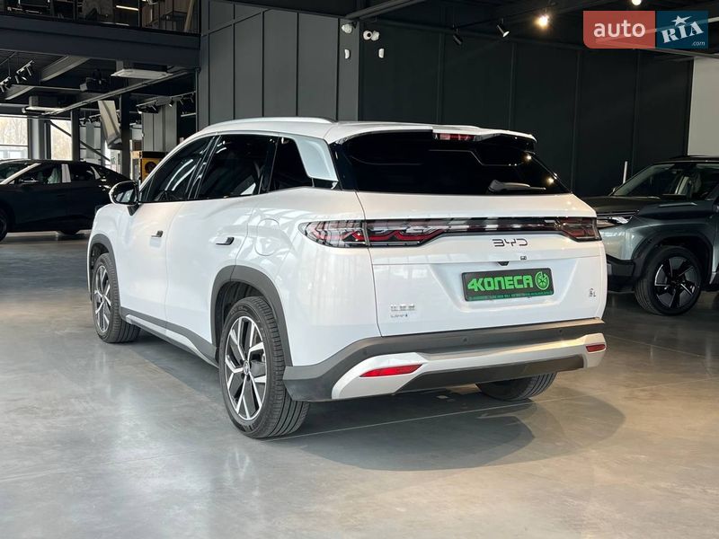 Позашляховик / Кросовер BYD Song L 2024 в Києві