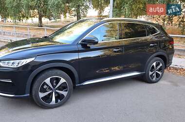 Позашляховик / Кросовер BYD Song Plus 2022 в 