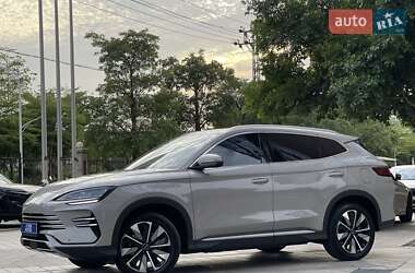Внедорожник / Кроссовер BYD Song Plus 2024 в 