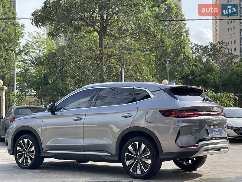 Позашляховик / Кросовер BYD Song Plus 2024 в Одесі