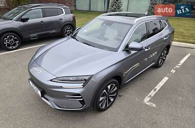 Позашляховик / Кросовер BYD Song Plus 2025 в 