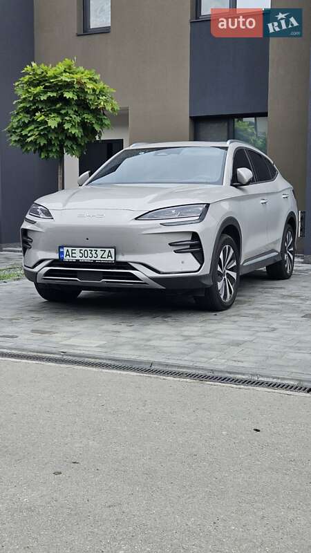 Позашляховик / Кросовер BYD Song Plus 2024 в 