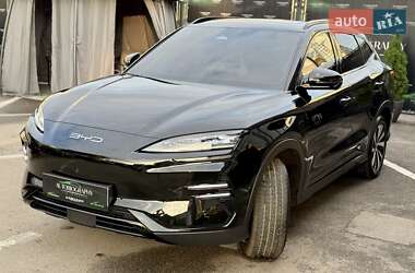 Внедорожник / Кроссовер BYD Song Plus 2023 в 