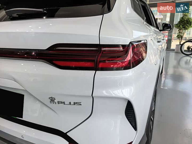 Внедорожник / Кроссовер BYD Song Plus 2025 в Киеве