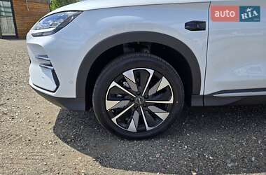 Внедорожник / Кроссовер BYD Song Plus 2025 в 