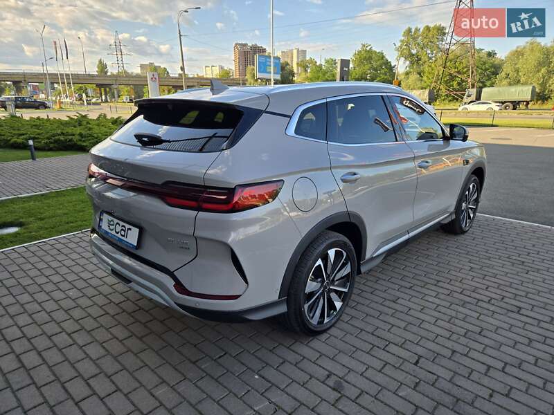 Внедорожник / Кроссовер BYD Song Plus 2025 в Киеве