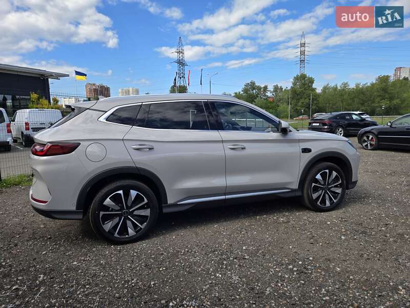 Внедорожник / Кроссовер BYD Song Plus 2025 в Киеве