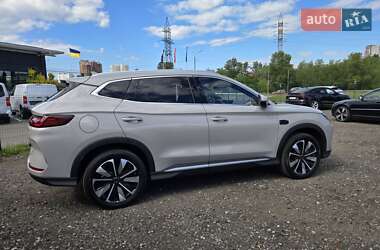 Позашляховик / Кросовер BYD Song Plus 2025 в 