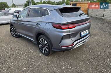 Позашляховик / Кросовер BYD Song Plus 2025 в 