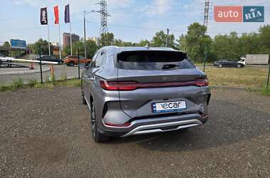 Позашляховик / Кросовер BYD Song Plus 2025 в 