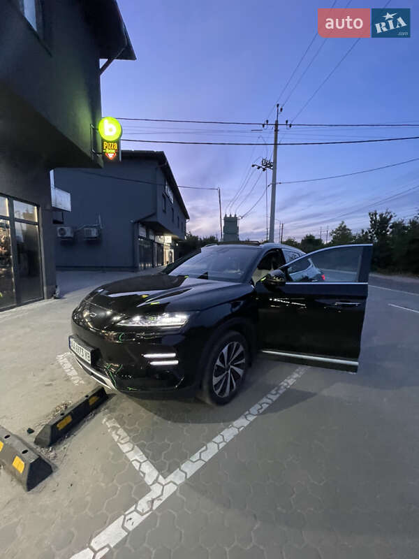 Внедорожник / Кроссовер BYD Song Plus 2023 в Киеве