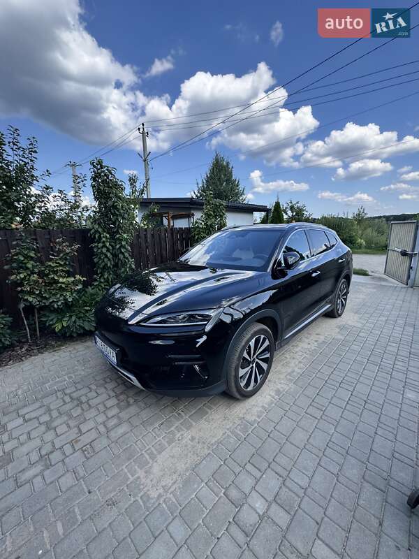 Внедорожник / Кроссовер BYD Song Plus 2024 в Киеве