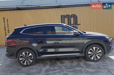 Позашляховик / Кросовер BYD Song Plus 2024 в 