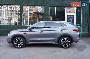 Внедорожник / Кроссовер BYD Song Plus 2025 в 