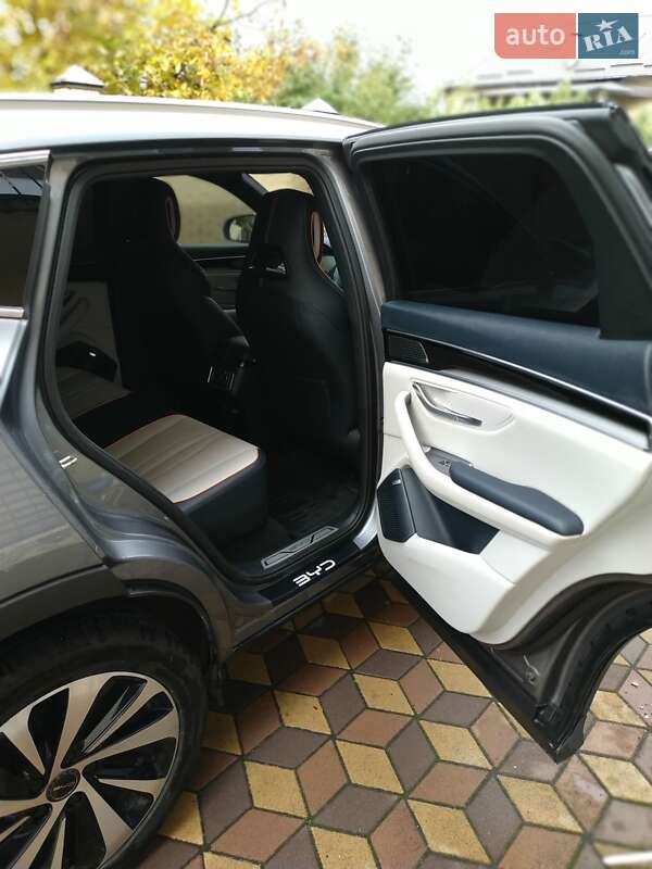 Внедорожник / Кроссовер BYD Song Plus 2023 в Петропавловской Борщаговке