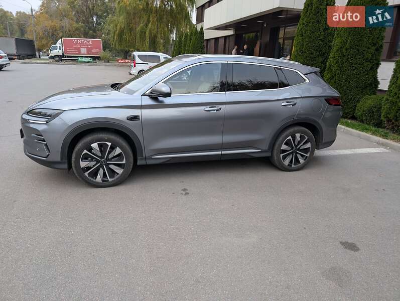 Внедорожник / Кроссовер BYD Song Plus 2025 в Днепре фото 4 Внедорожник / Кроссовер BYD Song Plus 2025 в Днепре