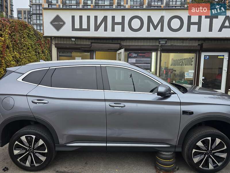 Позашляховик / Кросовер BYD Song Plus 2025 в Києві фото 7 Позашляховик / Кросовер BYD Song Plus 2025 в Києві
