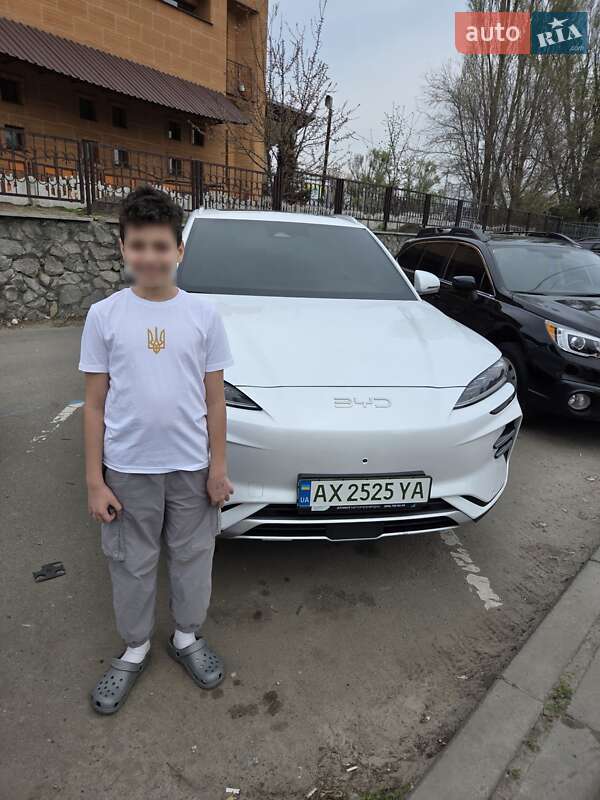 2024 BYD Song-Plus, VIN LGXCE4CB5R0591168:plate — фото 1 (autoria)