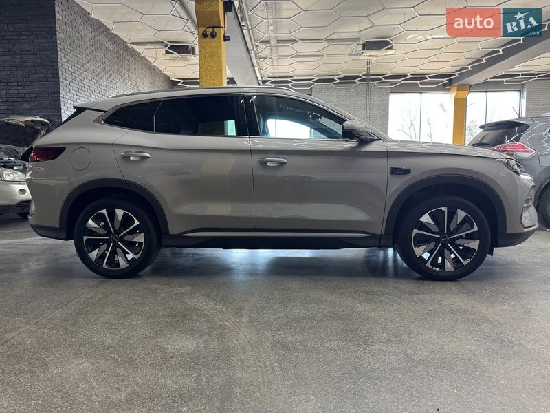 Внедорожник / Кроссовер BYD Song Plus 2025 в Киеве фото 5 Внедорожник / Кроссовер BYD Song Plus 2025 в Киеве