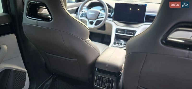 Позашляховик / Кросовер BYD Song Plus 2024 в Радехові