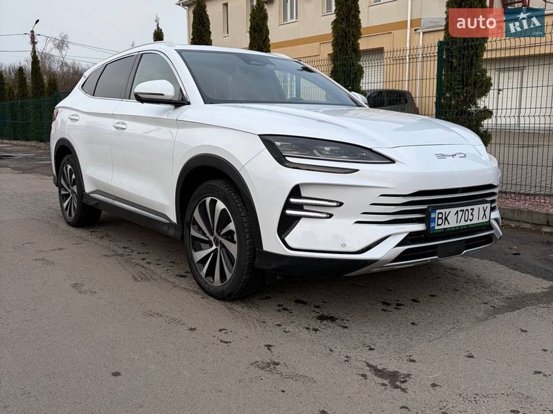 Позашляховик / Кросовер BYD Song Plus 2023 в Рівному