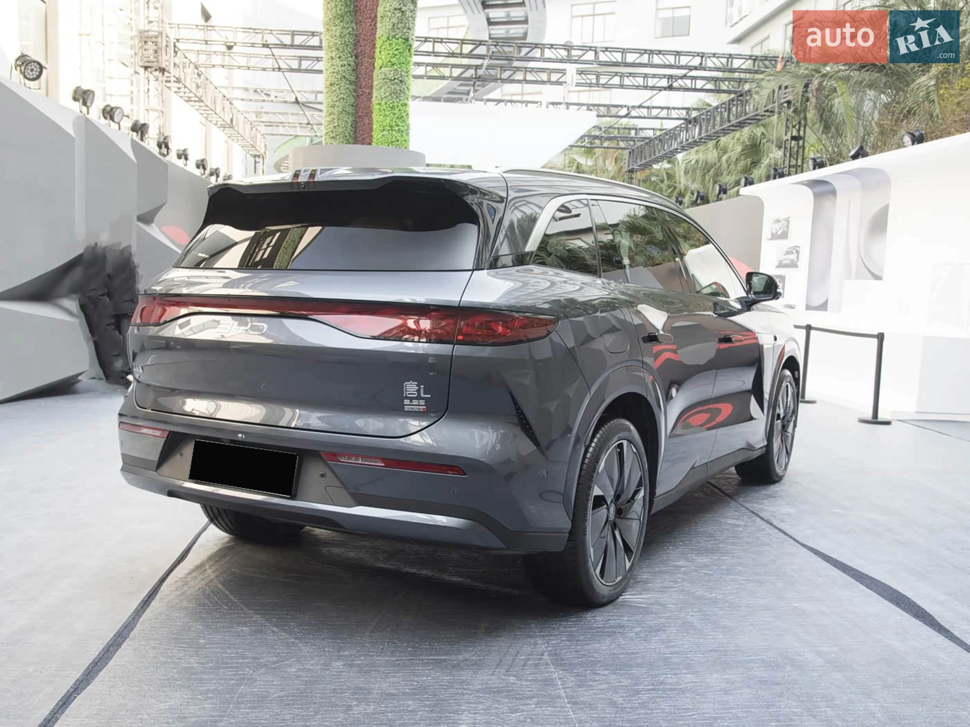 2025 BYD Tang - мініатюра 8