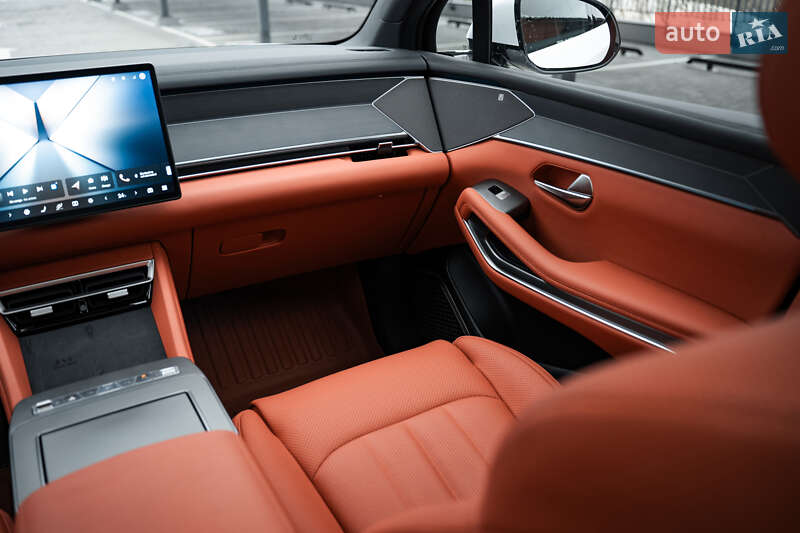 Позашляховик / Кросовер BYD Tang L 2025 в Одесі фото 33 Позашляховик / Кросовер BYD Tang L 2025 в Одесі