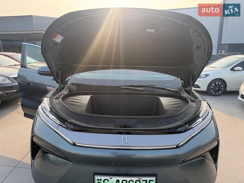 Позашляховик / Кросовер BYD Tang L 2025 в Києві