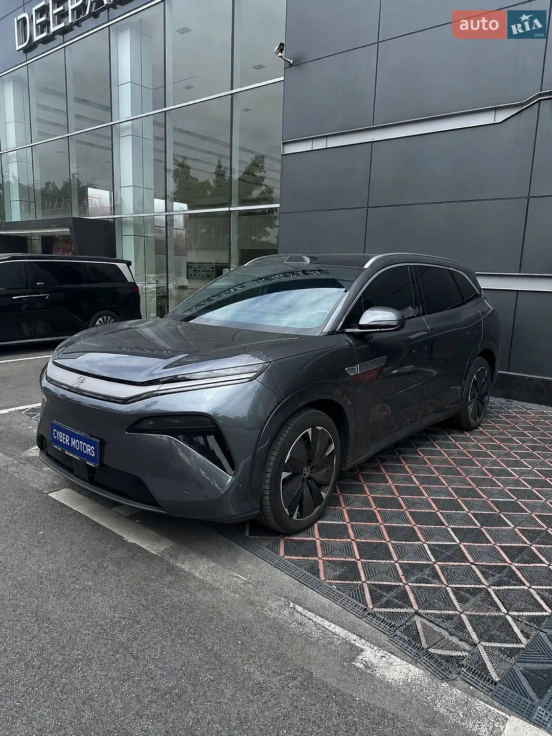 2025 BYD Tang - фото 1