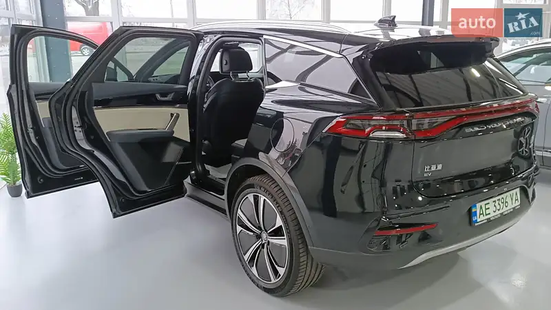 BYD Tang