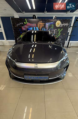 Позашляховик / Кросовер BYD Tang 2024 в 
