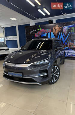 Позашляховик / Кросовер BYD Tang 2024 в 