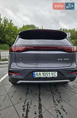 Внедорожник / Кроссовер BYD Tang 2024 в 