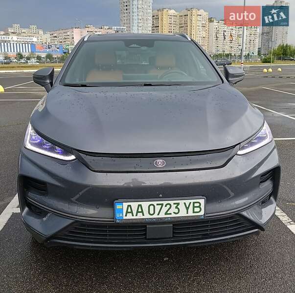 Позашляховик / Кросовер BYD Tang 2022 в Козелеці