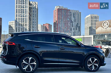 Позашляховик / Кросовер BYD Tang 2022 в 