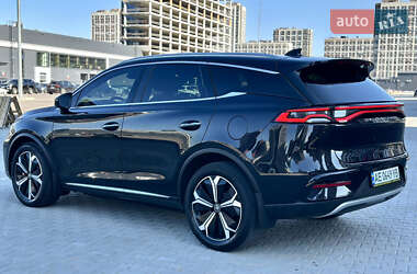 Позашляховик / Кросовер BYD Tang 2022 в 